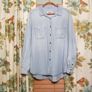 Mossimo boyfriend fit button-down